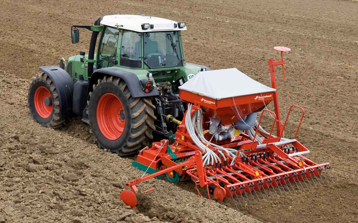 Horticulture Equipment in Kampala Uganda. Agricultural Equipment/Modern Agro Tools/Farm Implements, Agro Technology And Commercial/Industrial Agricultural Mechanization Support Uganda. Uganda's Leading Agricultural Machinery Companies: Contractors, Importers, Exporters, Distributors, Suppliers, Manufacturers And Installers Of Modern Agricultural/Farm Equipment/Agri Machines, Stockists Of Agricultural Machinery Accessories And Spare Parts In Uganda, East Africa, Kenya, Tanzania, South Sudan, DRC/Congo, Rwanda, Burundi, Africa, Uganda Digital Agro Machinery Marketing Platform, Agro Machinery Expo Online. Visit: Agro Machinery Marketing Platform Uganda For Durable Agro Machinery At Good Prices. agromachineryug.com