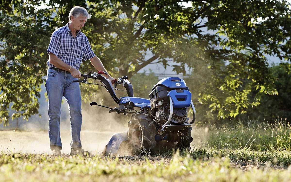 Two Wheel Tractors' Stores/Shops Kampala Uganda. Agro Technology And Agricultural Mechanization Uganda. Agro Machinery Companies Uganda. Uganda's Leading Agricultural Machinery Companies: Contractors, Importers, Distributors, Suppliers, Manufacturers And Installers Of Modern Agricultural/Farm Equipment/Agri Machines And Agro Spare Parts In Uganda, East Africa, Kenya, Tanzania, South Sudan, Democratic Republic of the Congo, Rwanda, Burundi, Africa, Uganda Agro Machinery Marketing Platform, Digital Agro Machinery Expo Online. agromachineryug.com